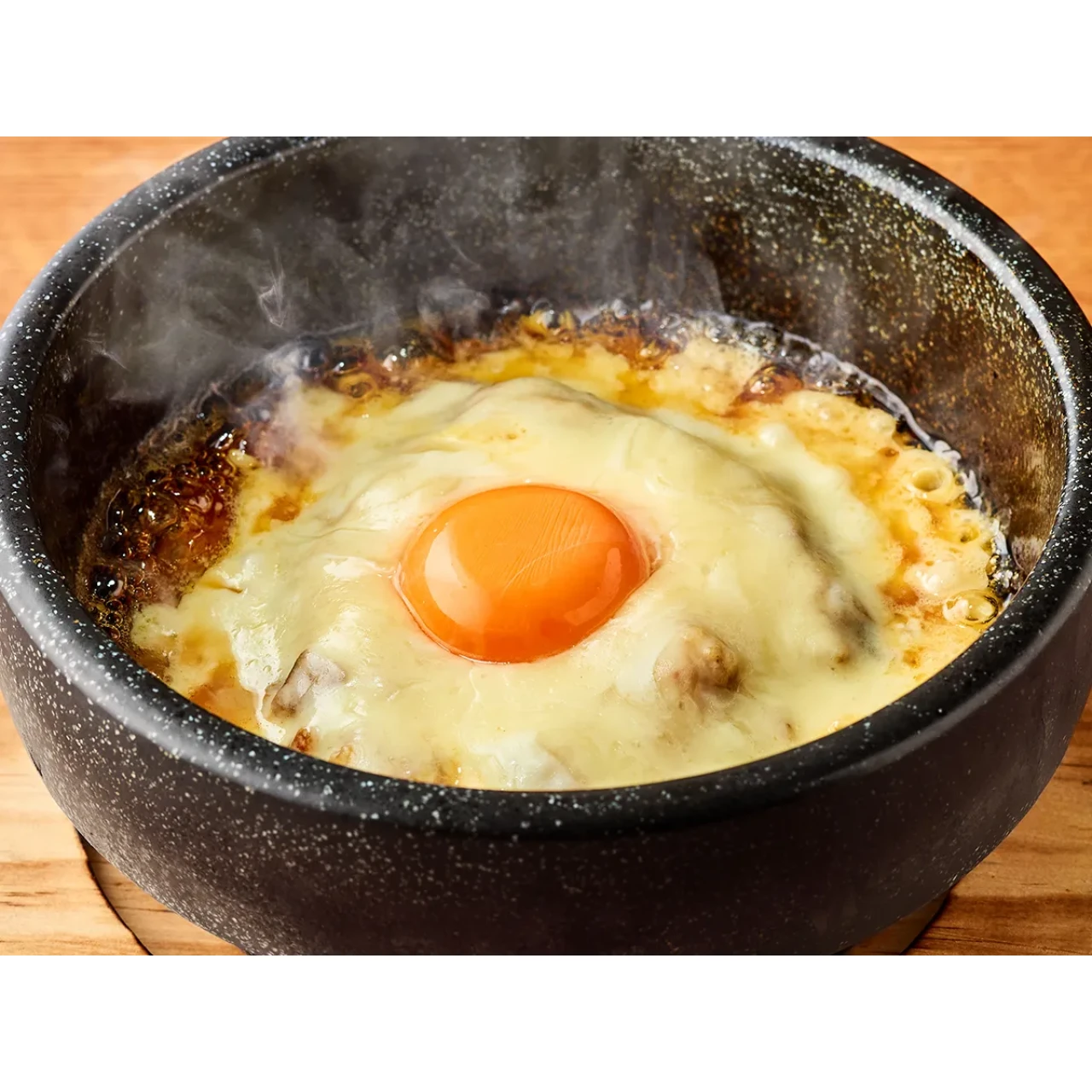 「ごろごろ肉の石焼チーズカレー」